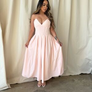 Elegant Strapless Pink Dress